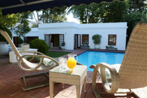 Гостиница Constantia Garden Suites  Кейптаун